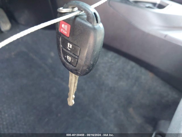Toyota Rav4 Xle 2017 2T3WFREV5HW356677 Image 11