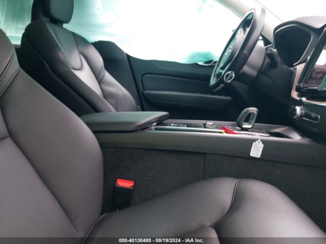 YV4L12RK6N1997210 Volvo Xc60 B5 Momentum