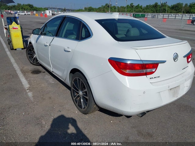 1G4PR5SK0H4112216 Buick Verano Sport Touring