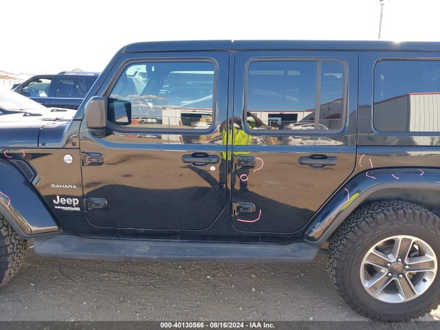 1C4HJXEN8JW221681 Jeep Wrangler Unlimited Sahara 4x4