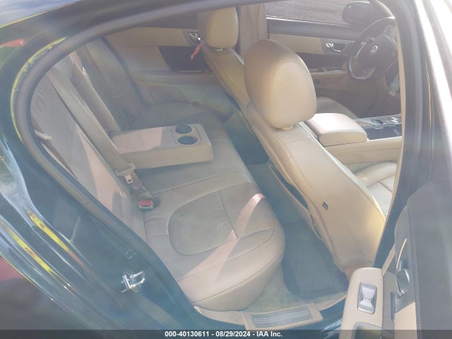 2009 JAGUAR XF SAJWA06B49HR41595 Photo 7