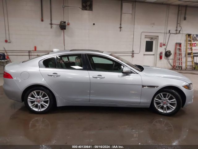 SAJAD4BG3HA974511 Jaguar Xe 25t Premium