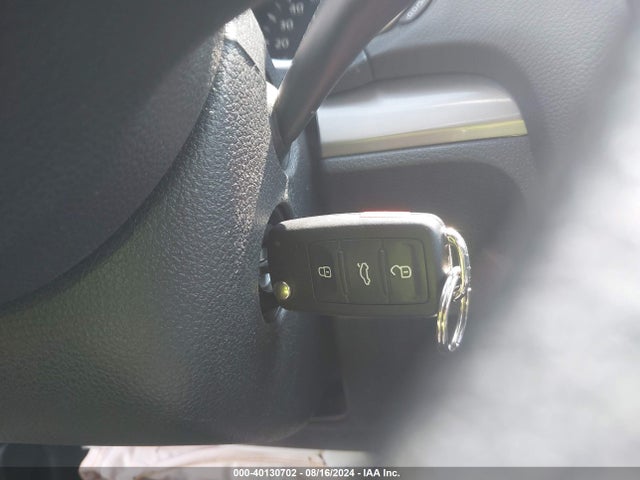 WVWDB7AJ3EW008674 Volkswagen Golf 2.5l