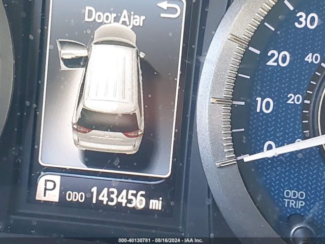 5TDYK3DC1FS530017 Toyota Sienna Xle Premium 8 Passenger