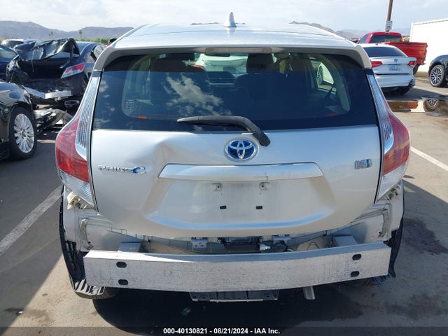 Toyota Prius C Three 2015 JTDKDTB35F1110017 Image 17