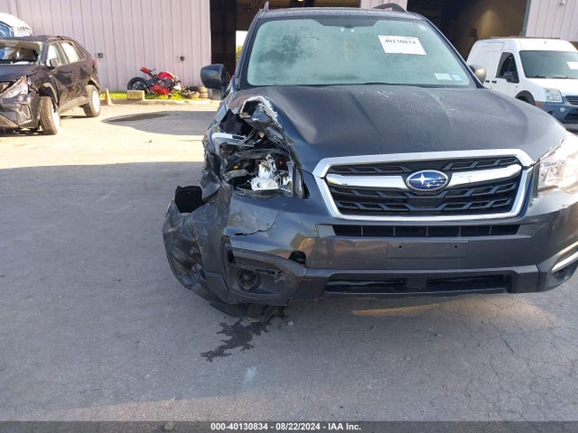 JF2SJAEC0JH409991 Subaru Forester 2.5i Premium