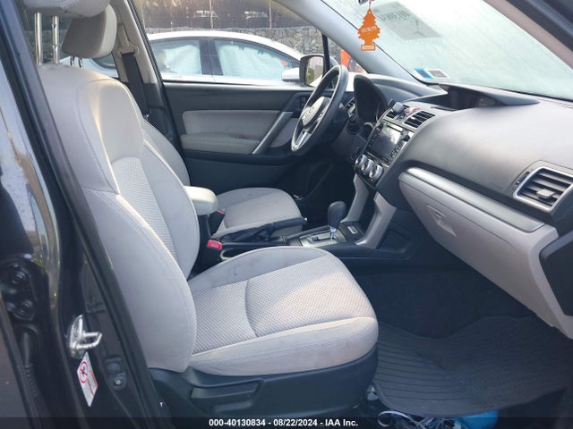 JF2SJAEC0JH409991 Subaru Forester 2.5i Premium