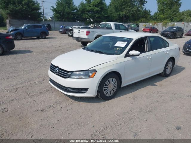 1VWAP7A39EC013575 Volkswagen Passat 2.5l S