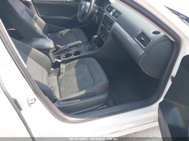 1VWAP7A39EC013575 Volkswagen Passat 2.5l S