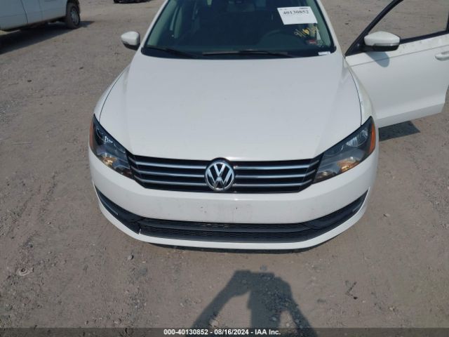 1VWAP7A39EC013575 Volkswagen Passat 2.5l S