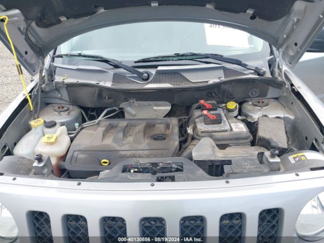 1C4NJPFB0FD297700 Jeep Patriot Latitude