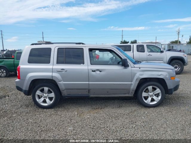 1C4NJPFB0FD297700 Jeep Patriot Latitude