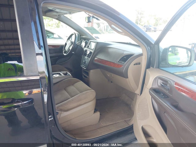 Chrysler Town & Country Touring 2014 2C4RC1BG7ER228329 Image 5