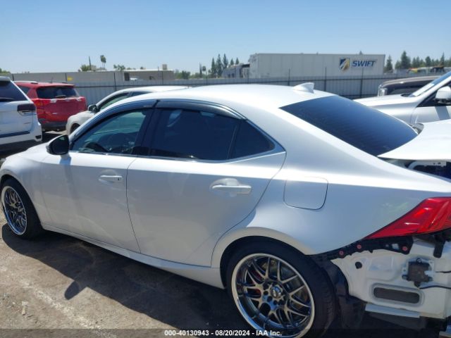 JTHBA1D28J5062563 Lexus IS 300