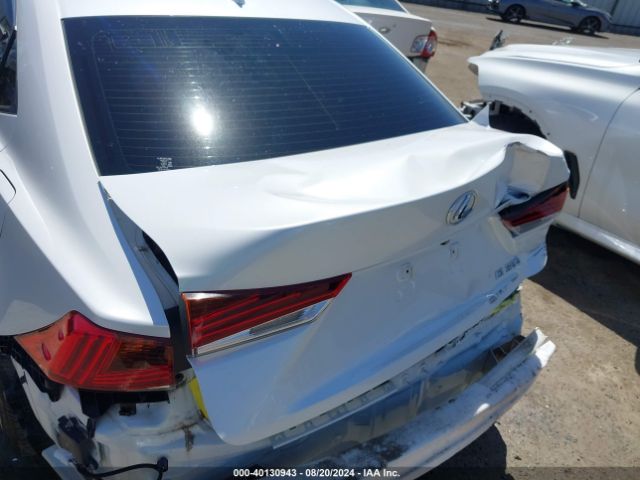JTHBA1D28J5062563 Lexus IS 300