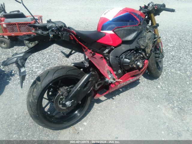 2022 HONDA CBR1000 JH2SC7716NK500481 Photo 3