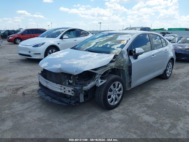 Toyota COROLLA LE 2020 5YFEPRAE9LP011797 Image 2