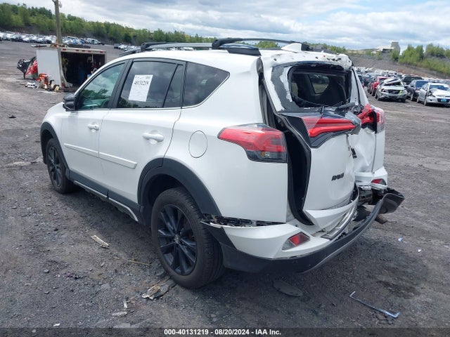 Toyota Rav4 Adventure/xle 2018 2T3RFREV3JW782189 Image 3