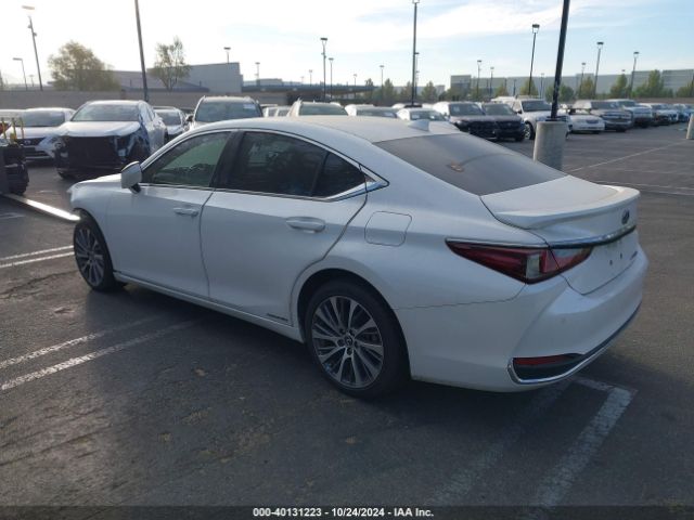 58ADA1C16MU012505 Lexus ES 300H