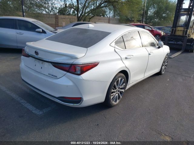 58ADA1C16MU012505 Lexus ES 300H