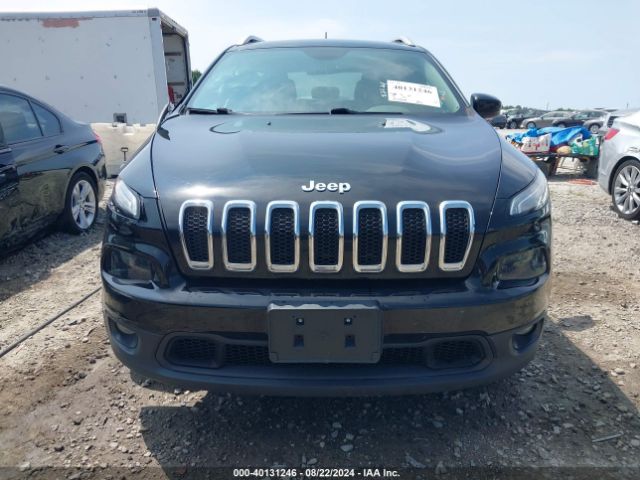 1C4PJMCS7HD219932 Jeep Cherokee Latitude 4x4