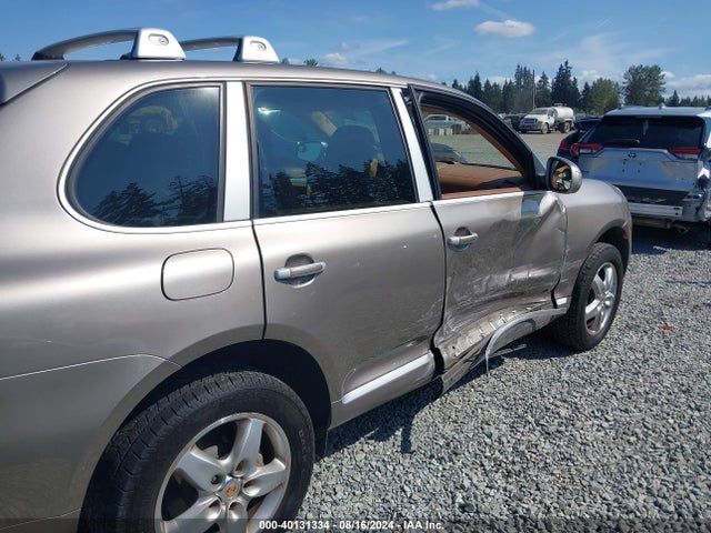 2005 PORSCHE CAYENNE WP1AB29P85LA63457 Photo 5