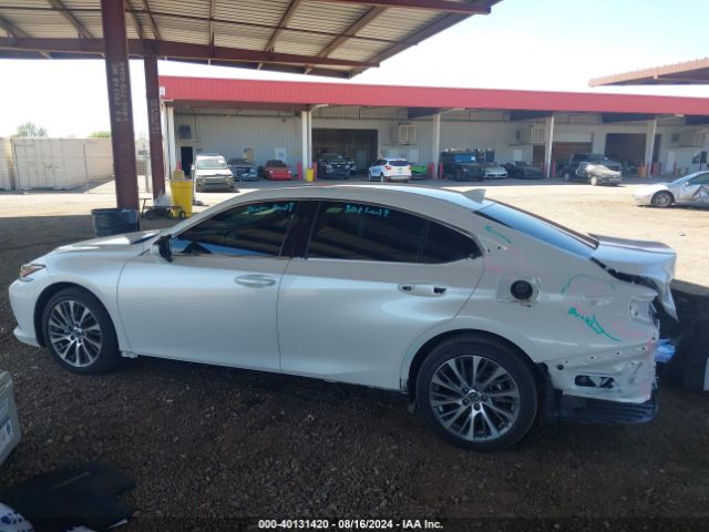58AD11D19MU002601 Lexus ES 250