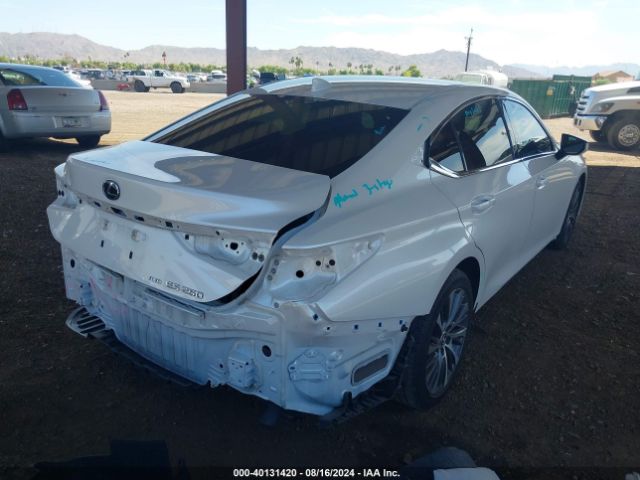 58AD11D19MU002601 Lexus ES 250