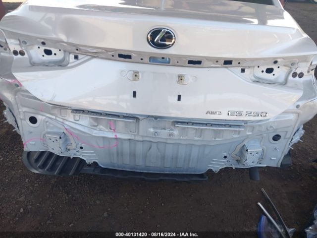 58AD11D19MU002601 Lexus ES 250