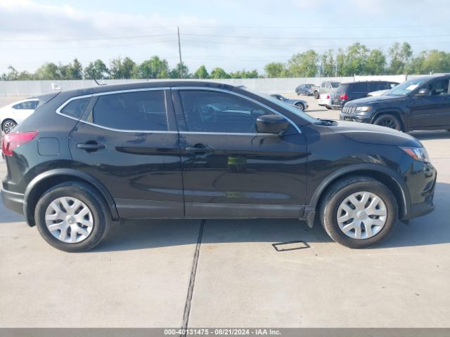 JN1BJ1CP0JW107183 Nissan Rogue Sport S