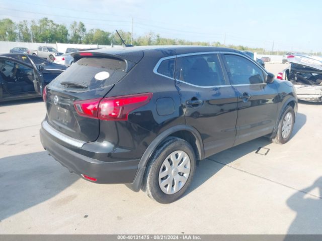 JN1BJ1CP0JW107183 Nissan Rogue Sport S