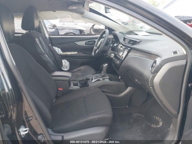 JN1BJ1CP0JW107183 Nissan Rogue Sport S