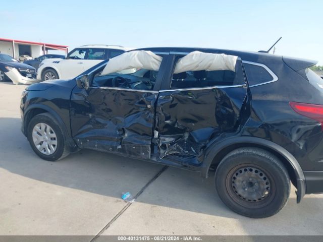 JN1BJ1CP0JW107183 Nissan Rogue Sport S