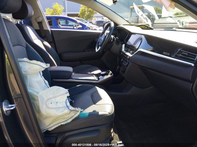 KNDCE3LG5M5103951 KIA Niro Ev Ex Premium