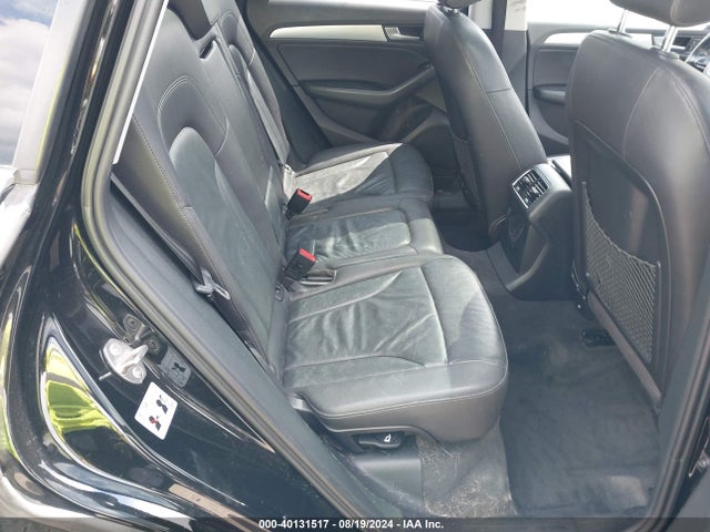 Audi Q5 2.0t Premium 2017 WA1C2AFP5HA018012 Image 8