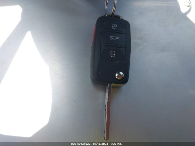WVGAV3AX7EW522529 Volkswagen TIGUAN S