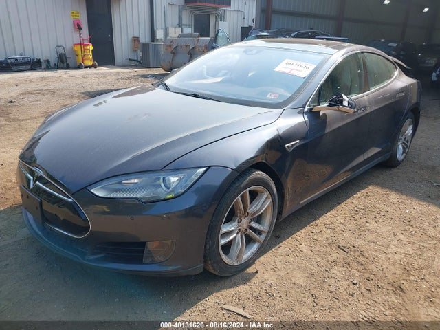 Tesla Model S 60/70/85 2015 5YJSA1E14FF102148 Image 2