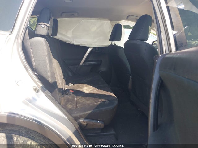 JTMZFREV3JJ161811 Toyota RAV4 LE