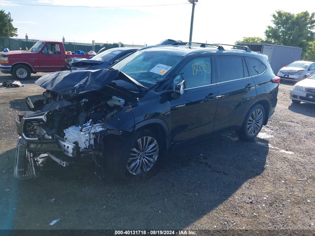Toyota Highlander Hybrid Platinum 2020 5TDEBRCH6LS001189 Image 2