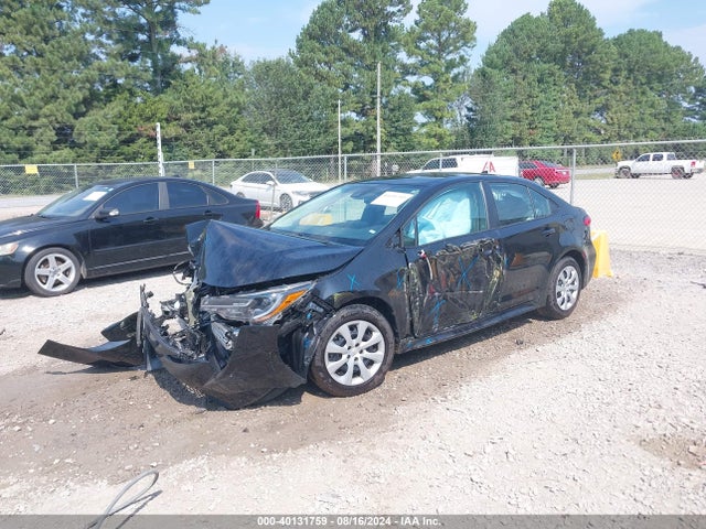 Toyota COROLLA LE 2022 5YFEPMAE1NP313350 Image 2
