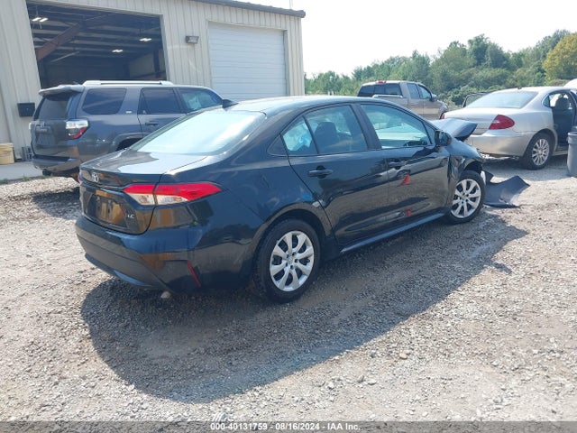 Toyota COROLLA LE 2022 5YFEPMAE1NP313350 Image 4