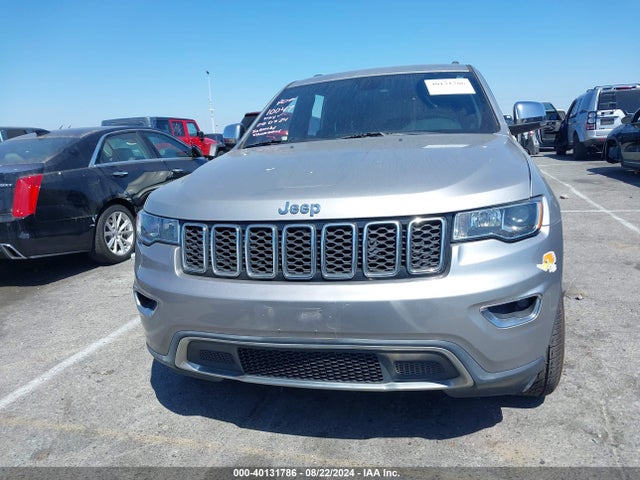 1C4RJEBG8JC157125 Jeep Grand Cherokee Limited 4x2