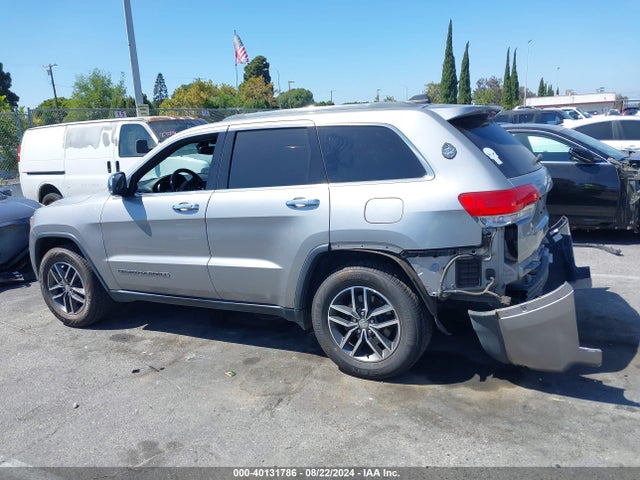 1C4RJEBG8JC157125 Jeep Grand Cherokee Limited 4x2