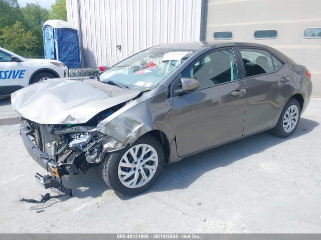 Toyota COROLLA LE 2017 5YFBURHE0HP687998 Image 2