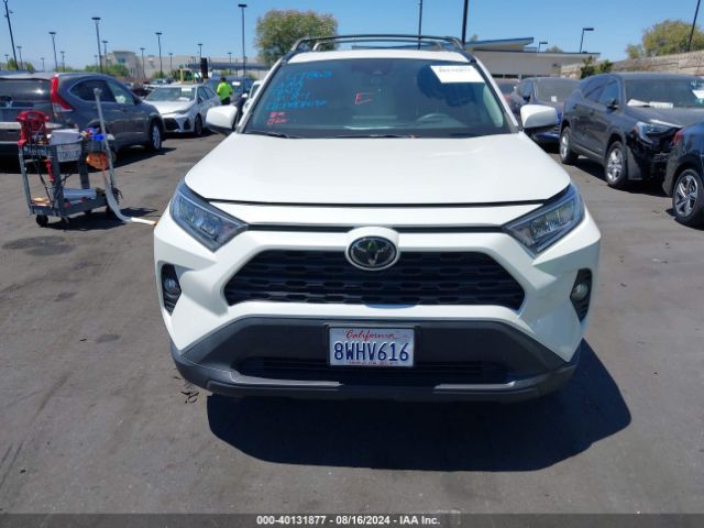 2T3C1RFV2MW147570 Toyota Rav4 Xle Premium