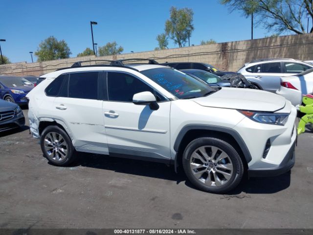 2T3C1RFV2MW147570 Toyota Rav4 Xle Premium