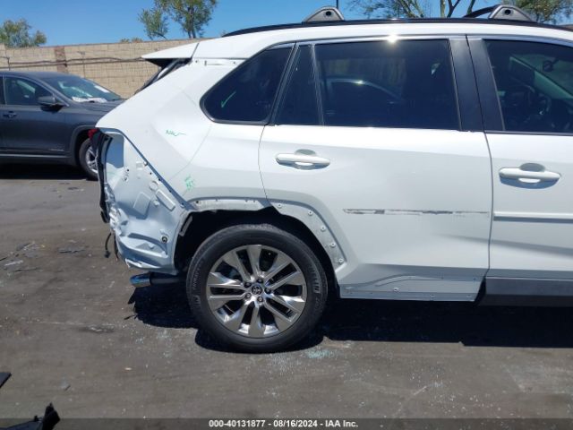2T3C1RFV2MW147570 Toyota Rav4 Xle Premium