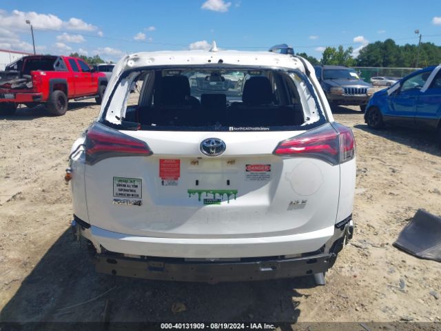 JTMWFREV2JJ152343 Toyota Rav4 Xle