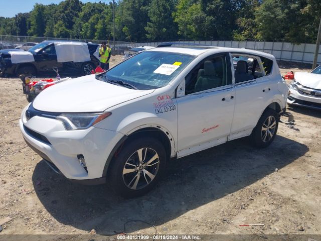 JTMWFREV2JJ152343 Toyota Rav4 Xle