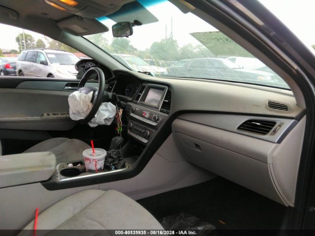 5NPE24AF7KH793359 Hyundai SONATA SE